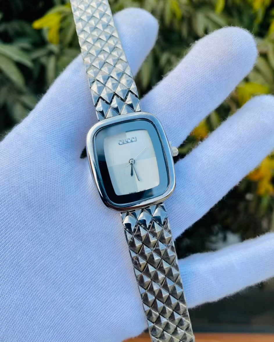Silver Dail Stainless Steel Watch