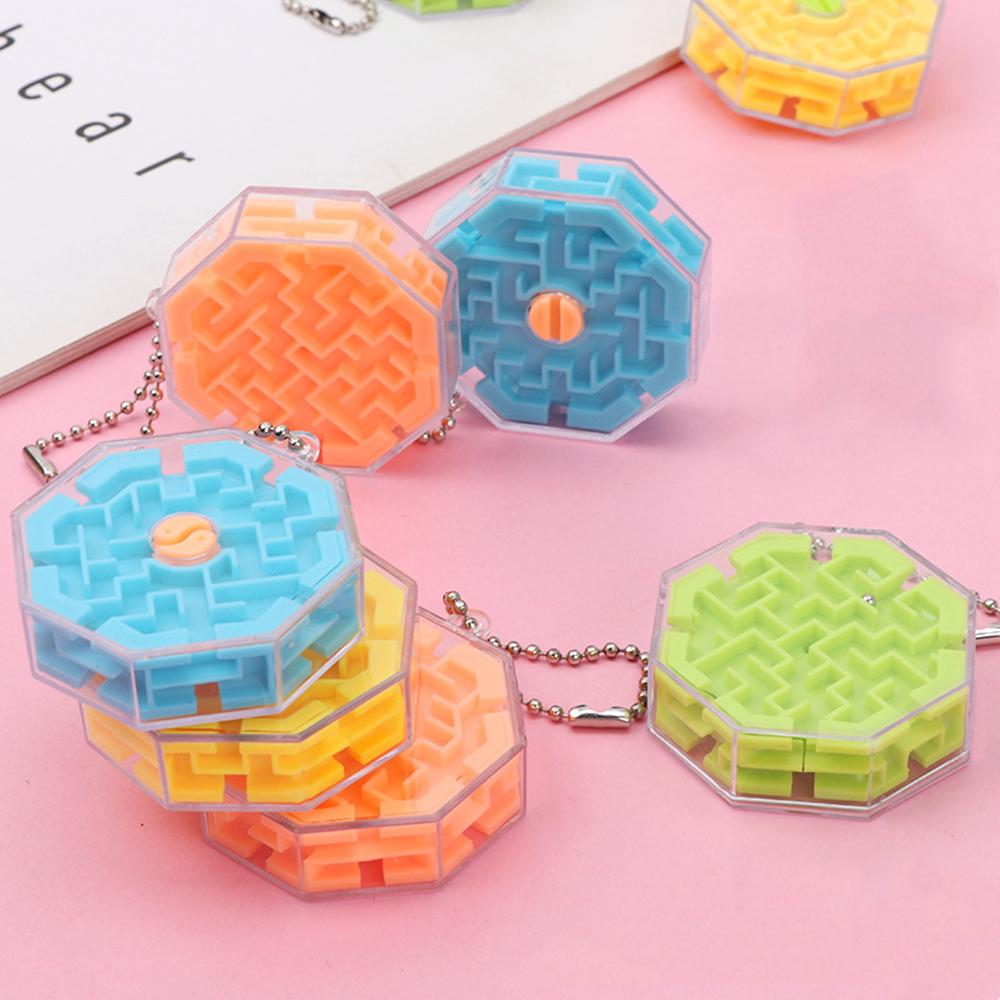 Amaze 3D Gravity Memory Sequential Maze Ball KeyChain
