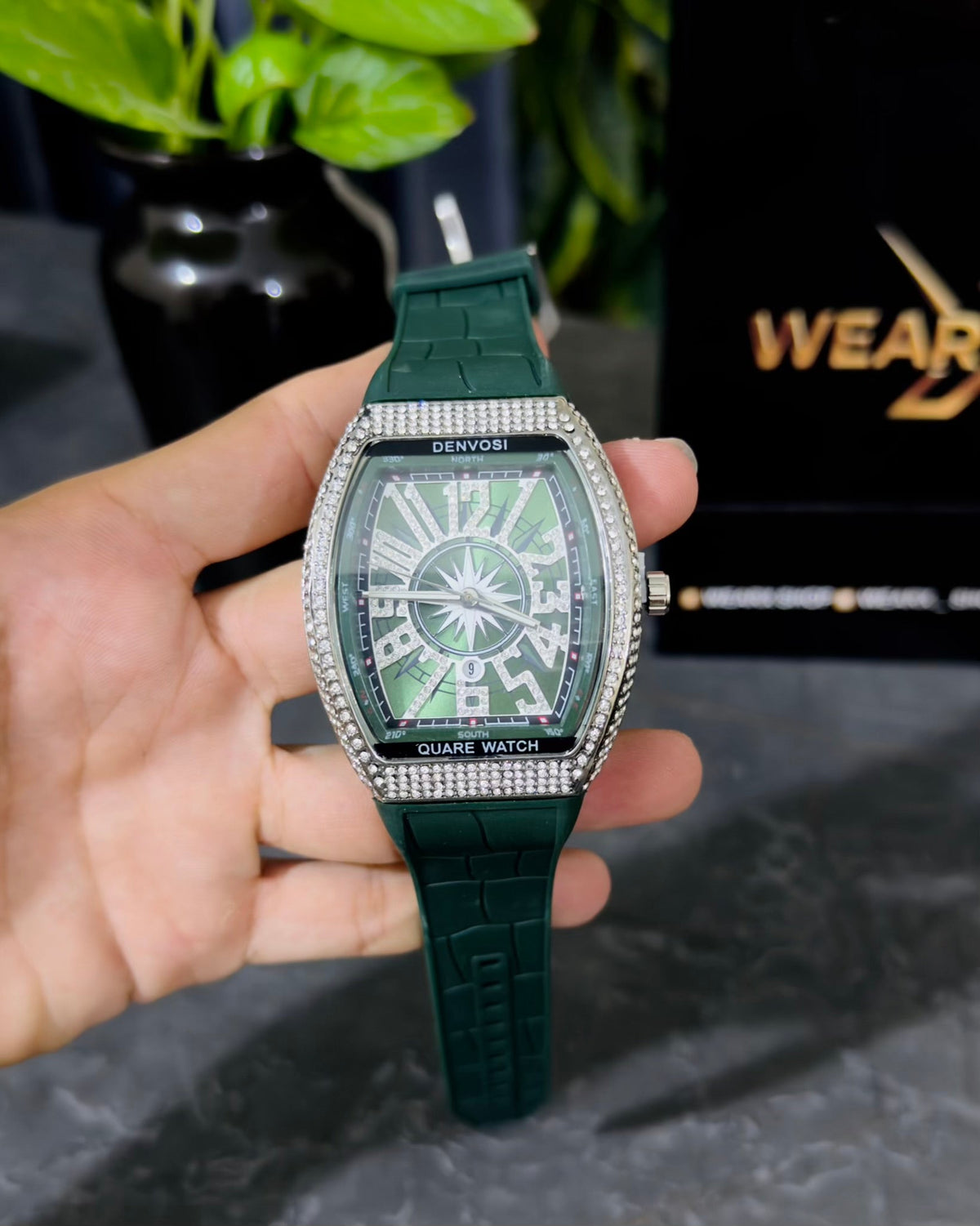 FM Diamond
