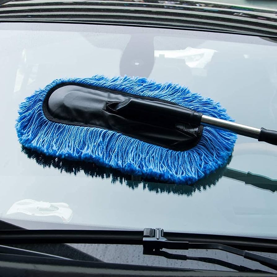 Reusable Microfiber Car Cleaning Duster With Comfortable Grip