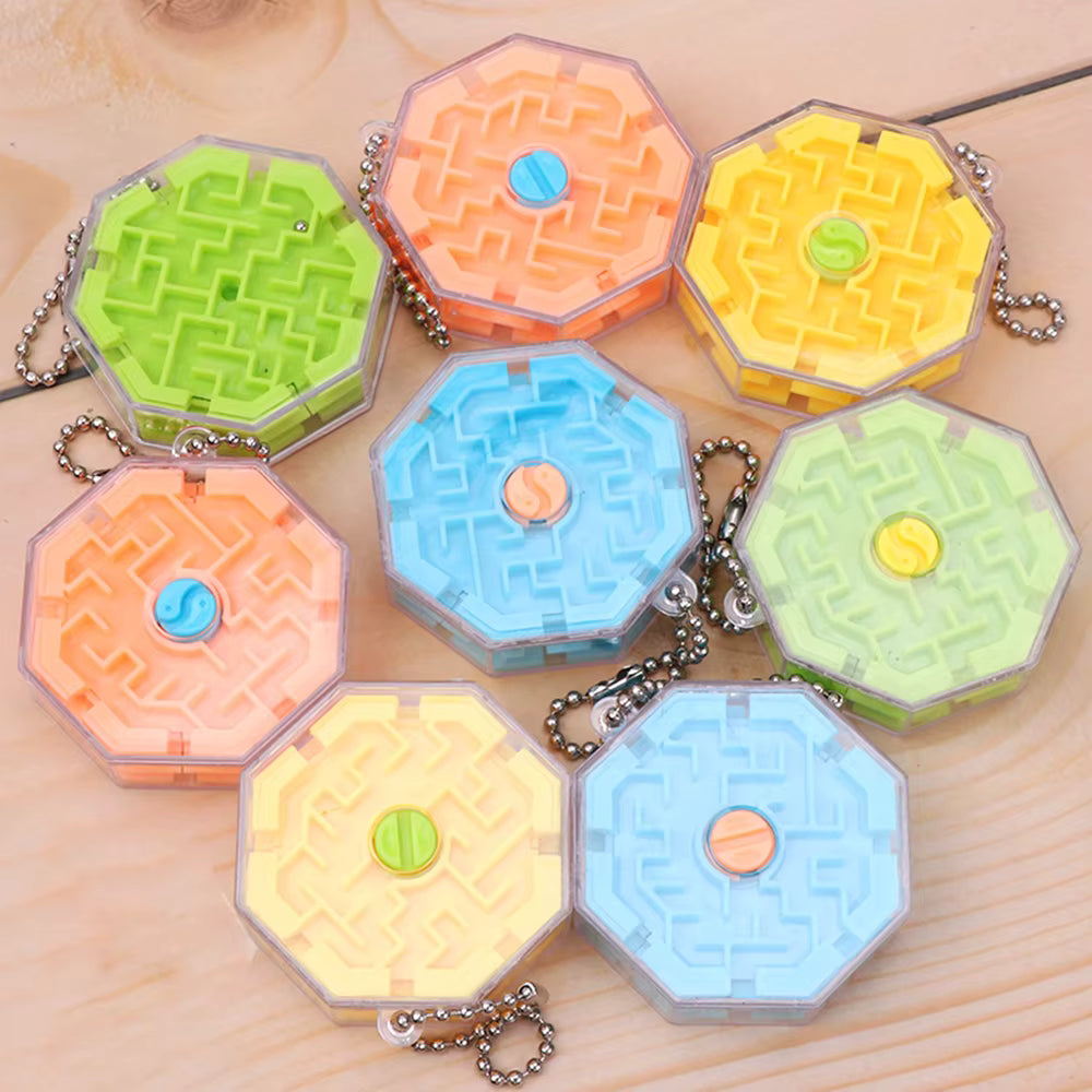 Amaze 3D Gravity Memory Sequential Maze Ball KeyChain